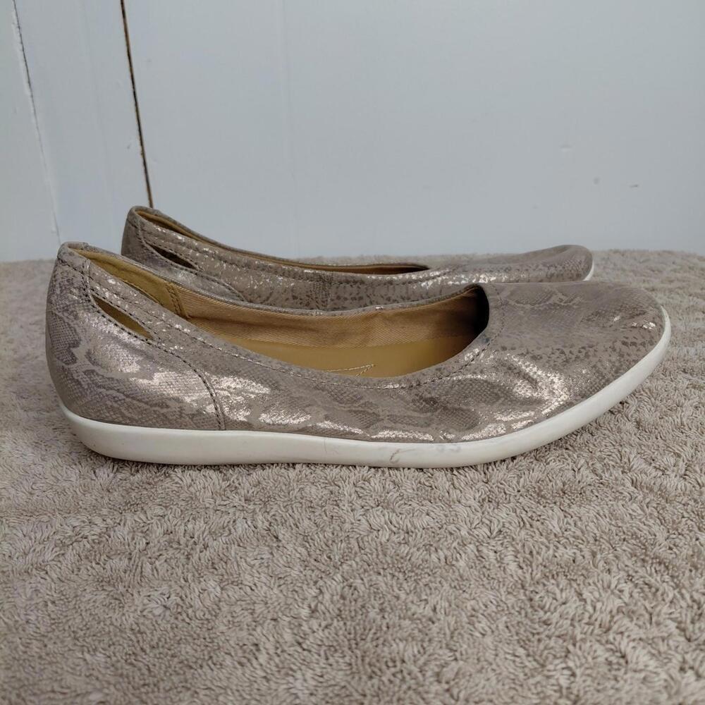 Clarks Shoes Womens 7.5 Helina Loafers Alessia Leather Flat Snake Cutout